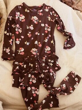 Girls' Floral Ruffle Set - Brown